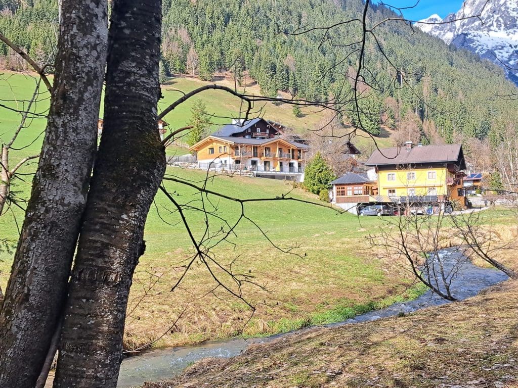 Ansicht des Ferienhauses mit der Ferienwohnung Adlerblick in Werfenweng