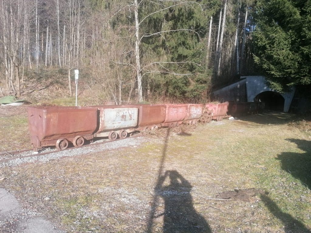 Alte Minenwaggons in der Nähe des Reitzentrum Hausruckhof